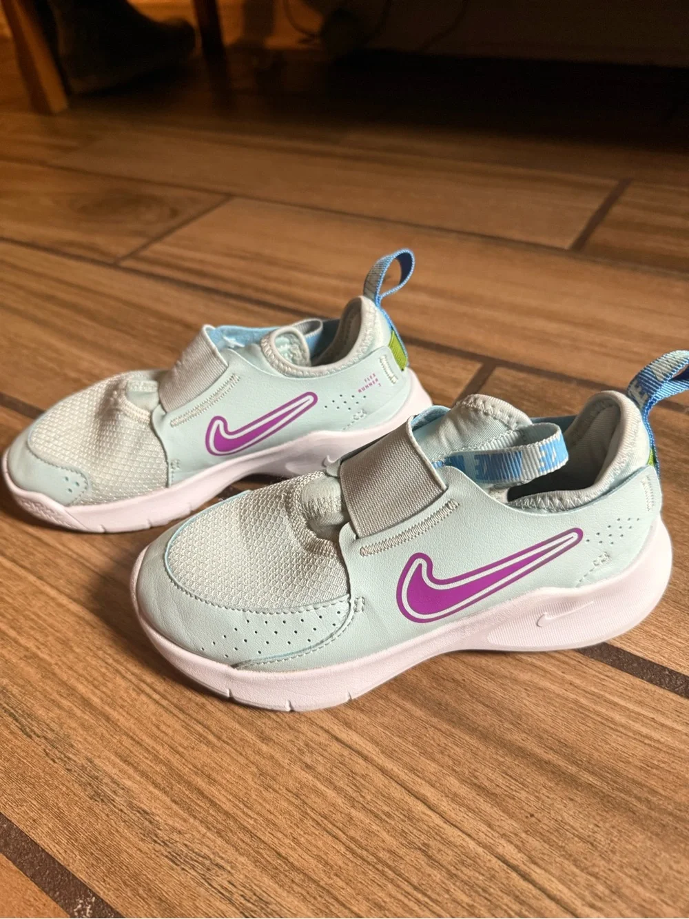 Nike Flex Runner 2 Mint Green Purple Slip-On Shoes Sz 10C